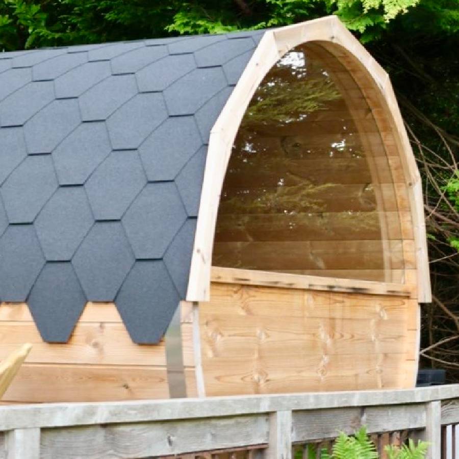barrel sauna with half window