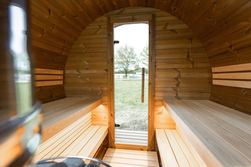 Scottish Saunas PREMIUM Barrel Sauna (2.2 x 2.2m) - Image 4