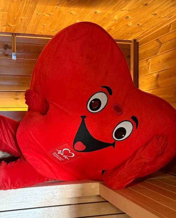 bhf heart in sauna
